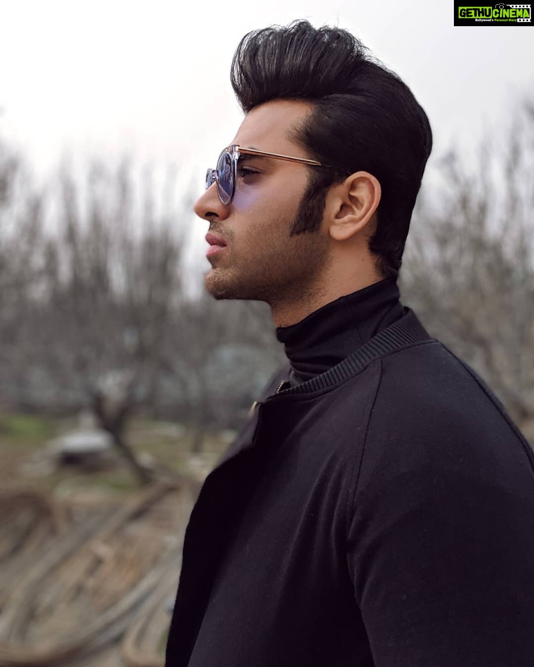 Paras Chhabra Instagram - While heading #pehelgam #kashmir ❄️☄️⛄☃️🌬️🌨️🌁🏔️😍💖