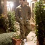 Paras Chhabra Instagram - Comfort mix with some Street.Check out the amazing Army Patched Onesie from Fugazee @fugazeeinc .Check the entire collection. 📷:- @akanksha8000 #fugazee #fugazeeinc #paraschhabra #duryodhan #ruthless #king #karnasangini #starplus #mtv #splitsvilla #kashmir #winters #collaboration #positive