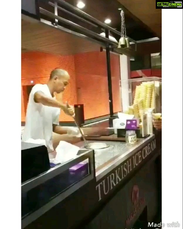 Paras Chhabra Instagram - They make you crave for it.... π
π¦ππ¦π¦ Swipe for full video π€π #turkishicecream #icecream #pietime #winter #instagram #instavideo #eatinghealthy #berrypicking #farmtobar #vitamin #garden #vitaminc #blueberry #blackberry #icecream #smoothie #organic #farm #yummi #sweets #tasty #picking #vitamins #pickingtime #paraschhabra #π Jumeirah Public Beach