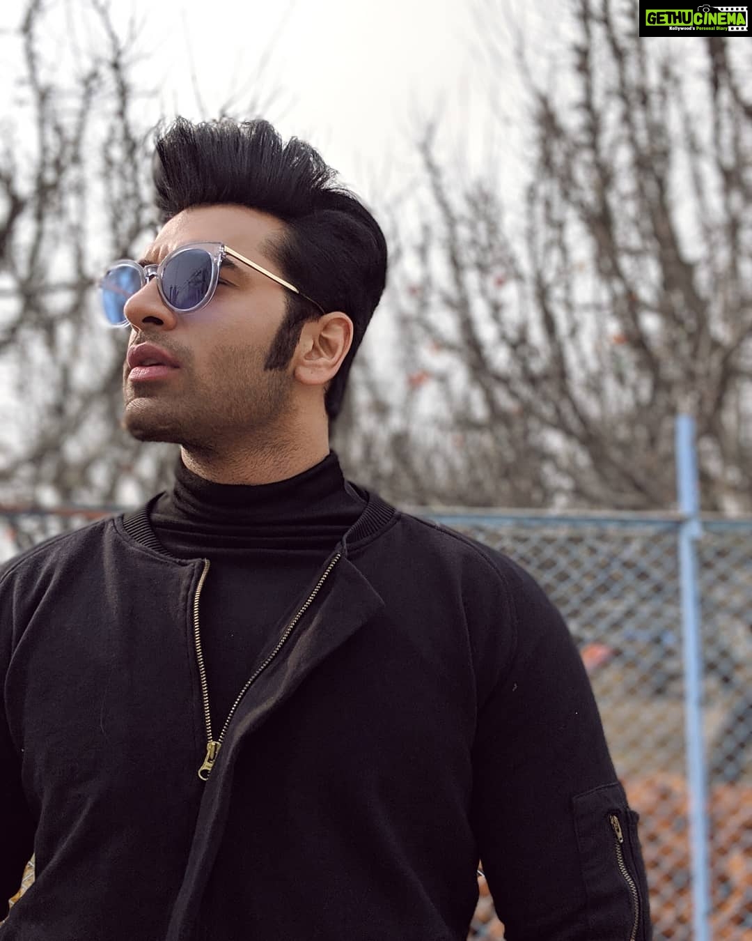 Paras Chhabra Instagram - While heading #pehelgam #kashmir ❄️☄️⛄☃️🌬️🌨️🌁🏔️😍💖