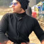 Paras Chhabra Instagram - DURYODHAN to Pandava's (ARJUN) @kinshukvaidya54 😈 इतना भी गुमान न कर आपनी जीत पर ‘ऐ अर्जुन' शहर में तेरे जीत से ज्यादा चर्चे तो मेरी हार के हैं।।। 🤘😈 #ruthless #king #duryodhan #karnasangini #mahabharat #paraschhabra #actor #rising #star #positive #negative #instapic #instagram #instashot #video #mitra #yodha