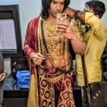 Paras Chhabra Instagram - DURYODHAN hun mai... 🤟😈 kARNA SANGINI from tomorrow at 7pm on starplus... #karnasangini #duryodhan #mahabharat #gold #jewlery #mytho #love #acting #evil #ruthless #king #paraschhabra #starplus #rising #bodybuilding #actorslife