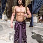 Paras Chhabra Instagram - New DURYODHAN for you in KARNA SANGINI on starplus from 22nd october at 7pm onwards.... this time its different soo do not forget... #mahabharat #karnasangini #gadadhari #duryodhan #king #ruthless #starplus #22ndoctober #itsdifferent
