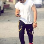 Paras Chhabra Instagram - SCENE OF CRIME at FUGAZEE @fugazeeinc #fugazee #jogger #joggers #style #styling #redshoes #badhobahu #teji #paraschhabra #mtv #splitsvilla #ruthless #king #swag #swagger #illuminati #owl #666 #rising #pic #pictures #instagram #instashot #collaboration