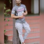 Paras Chhabra Instagram - 2016: Caterpillar 2017: Cocoon 2018: Butterfly Watch out for Fugazee to become the best street fashion destination in India.Check them out @fugazeeinc #fugazee #dhoti #style #instagood #instagram #instapic #instapicture #pictures #streetstyle #fashion #paraschhabra #illuminated #mtv #splitsvilla #ruthless #king #badhobahu #teji #jattasingh #dior