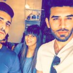 Paras Chhabra Instagram - @utkarshgupta74 @snehagupta28 🤘😍#paraschhabra #utkarshgupta #uttu #splitsvilla8 #mtv #king #ruthless #lover #cutie #snehagupta #dancer #amazingdancer #actors #actor #pic #pictures #instagram #instafame #illuminated #666 #webseries #pocketfilms