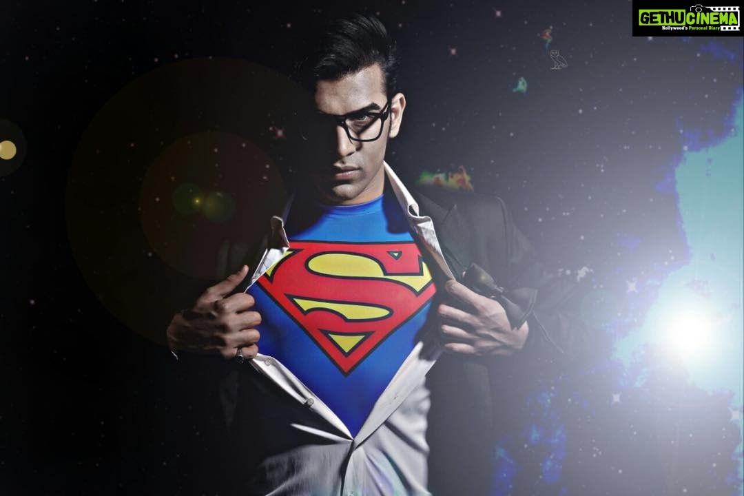 Paras Chhabra Instagram - Keep calm and be a HERO 🤘🤓 Legit #superman #edits #illuminated #owl #oneeye #ruthless #king #splitsvilla #mtv #888 #666 #paraschhabra #illuminati #timetorise #teji #tijender #badhobahu #&tv #photography #poser #instagram #instashot #instapic #pics #pictures