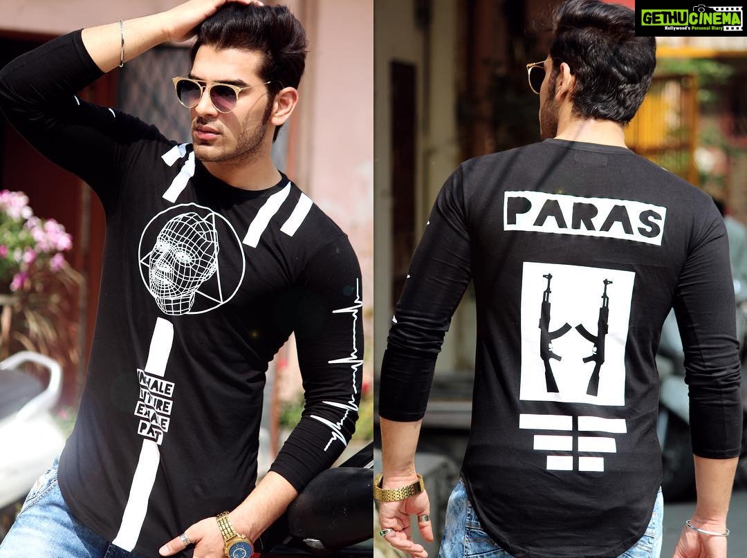 Paras Chhabra Instagram - Just Livin the custom life with Fugazee Future Past Tee.They have the dopest tees around.Check them out @fugazeeinc #fugazee #custom #tee #customlife #harekrishna #mtv #splitsvilla8 #paraschhabra #bestoftheday #mtvsplitsvilla8 #celebrities #celebritiesofinstagram #celebritieswelove #illuminati #celebrity #cute #famous #hollywood #inspired #likes #love #models #mustfollow #one #photoshoot #picoftheday #shouldfollow #star #style #superstar tilak nagar, market,new delhi