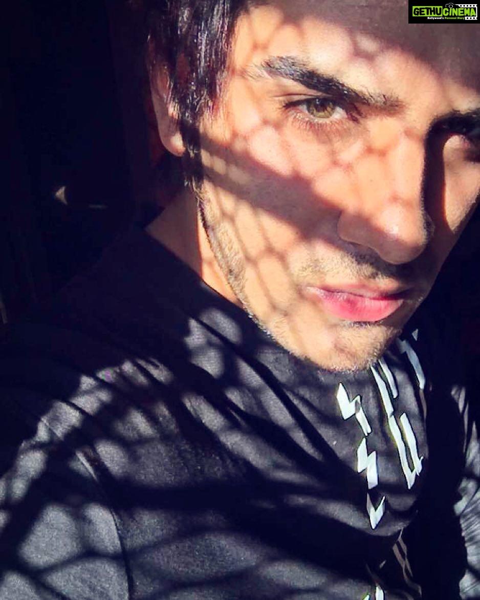 Paras Chhabra Instagram - Sometimes when you get disappointment it makes you stronger.... #harekrishna #mtv #splitsvilla8 #paraschhabra #bestoftheday #mtvsplitsvilla8 #celebrities #celebritiesofinstagram #celebritieswelove #illuminati #celebrity #cute #famous #hollywood #inspired #likes #love #models #mustfollow #one #photoshoot #picoftheday #shouldfollow #star #style #superstar #instago #norelationshit #harharmahadev