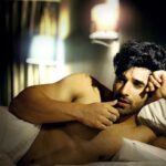 Paras Chhabra Instagram – Jab bhi workout karne ka socho tab tab gym band ho jaate hai… i am noticing people are texting me everyday to start the gym… i m a gym freak… uploading all these for you and myself to get motivate more for workout… 
its been 2 years i am seeing myself like this with the MoTa pet… my health were not supporting me… but now m all fine and all set to hit the gym … par saaala gym to khuleeeeeee 🤬😠

Note- i can only workout in gym to plzzz gyaan na dena ki road pe running karo and all sh*t… 😂😅🤣

#paraschhabra #parasarmy #workout #gym #gymfreak Mohali, Chandigarh