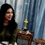Parineeta Borthakur Instagram - About last night with @pranabgohain @borthakur.probin @rinaborthakur . Singing Khuda ka zikr by Shri Chandan Das. Mom recorded while singing 😬Bhool Chook maaf 😅 #live #noautotune #notperfect #enjoying #musicislife #guwahati #ilovemusic