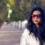 Parineeta Borthakur Instagram - Sunglasses make it easy to check people out without getting caught. Just like social media 😉 . . . . . #moodoftheday #sunday #socialmedia #sunglasses #sundayfunday #kidding #afternoonwalk #todaysmood #indian #assamese #funmood #stalking #tv #tvactress #parineetaborthakur
