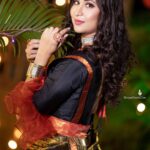 Parineeta Borthakur Instagram - Love & light Make-up & hair by @manash_rabha_makeover Photography by @unique_borah_photography Costume by @handloom_hues & @pallabibaishya93 Jewellery by @ranjus_paridhan . . #sunday #picoftheday #parineetaborthakur #indianactress #potraitphotography