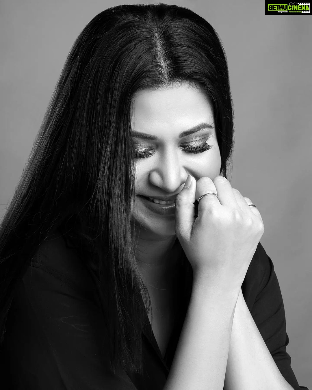 Parineeta Borthakur Instagram - Portraits by @anup.baruah . . . . #parineetaborthakur #potraitphotography #anupbaruahphotography #indianactress #assamesegirl #blackandwhite #shyness #smilemore