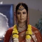 Parineeta Borthakur Instagram - Aakhir aisa hua kya? . Reposted from @immaheshpandey Sabse Bada Wala TWIST 👍 #maheshpandeyproductions #maheshpandey #guptabrotherstvserial