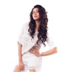 Parineeta Borthakur Instagram - 🤍🤍🤍 . . #parineetaborthakur #ilovewhite