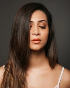 Parineeta Borthakur Instagram - Which one is your favourite lip plumper from @nyor.in

Vegan|Cruelty free|Paraben free
Highly pigmented|Anti ageing|Lip Plumper
Free Shipping!

 Now available at @prashantssalon , Lokhandwala, Mumbai
.
.
.
#nyorindia #vegan
#nyor  #mumbai
#veganmakeup #crueltyfreebeauty #parabenfree  #goodforyougoodforme
