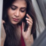 Parineeta Borthakur Instagram - We all love candid photography, don't we 😉 . Thank you! @abyjitphoto . . #candid #random #unaware Mumbai