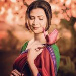 Parineeta Borthakur Instagram - Piriti piriti piriti, piriti mitha sura doi... Piriti piriti piriti, piriti bowa bowoti noi... Happy Bohag Bihu & a very happy new year ❤️ . . 📸@bikash_raj_borah অসমীয়া