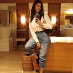 Parineeta Borthakur Instagram - When was the last time you got ready? Well, for me, I don't remember 😂 . . #throwback #stayhome #staysafe #fightcovid19 #safeathome Mumbai, Maharashtra