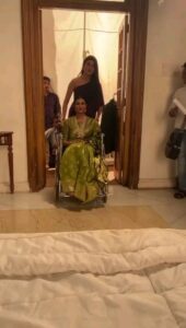 Parineeta Borthakur Instagram - It's all about the 'chaabi'... featuring @odiekhan in special appearance.. director of photography- our semi conscious drishti @_aditibhagat ..