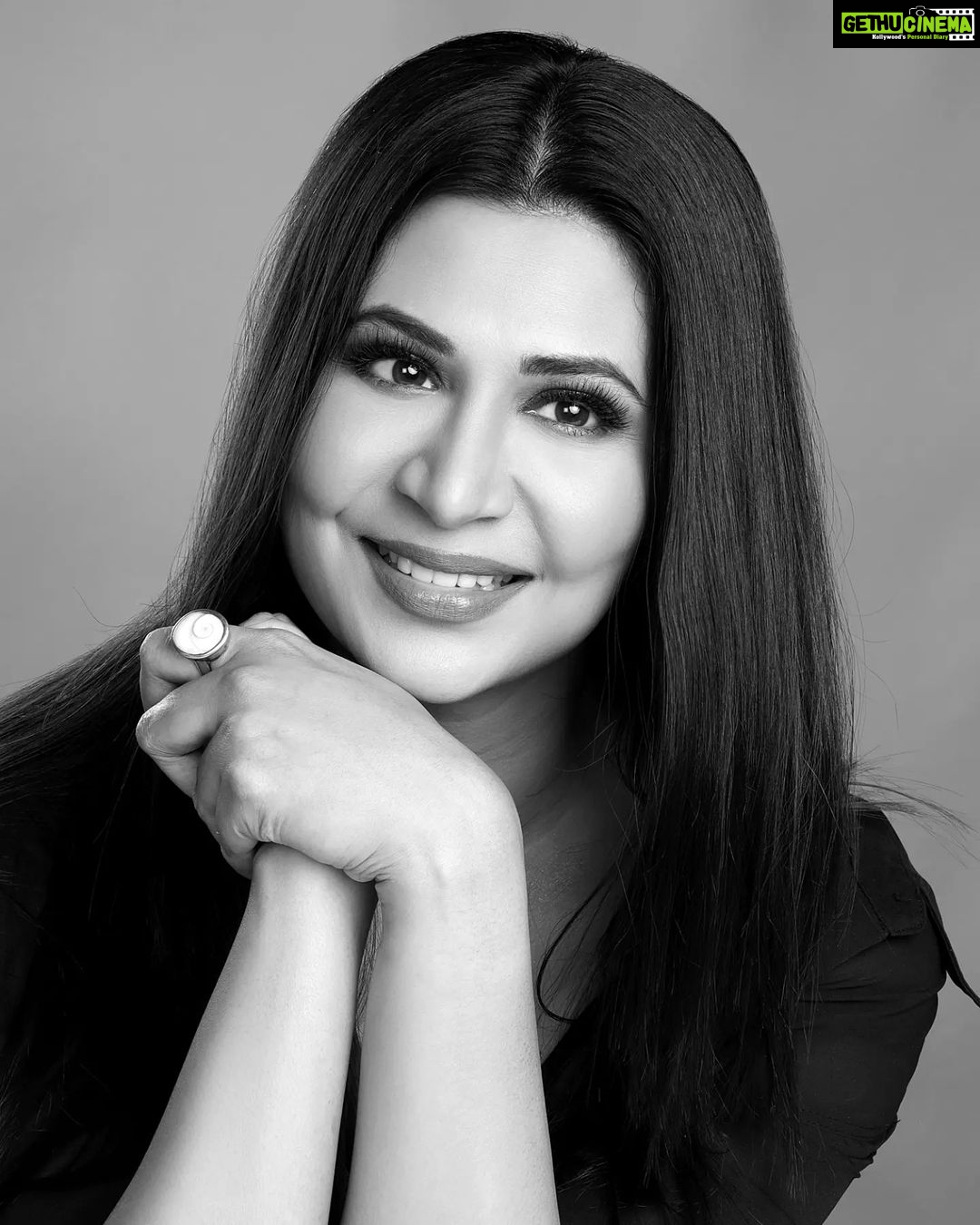 Parineeta Borthakur Instagram - Portraits by @anup.baruah . . . . #parineetaborthakur #potraitphotography #anupbaruahphotography #indianactress #assamesegirl #blackandwhite #shyness #smilemore