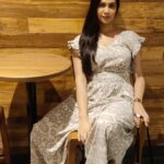 Parineeta Borthakur Instagram - No acting, just me here ☺️ . . . . . #parineetaborthakur #sustainableliving #sustainablefashion #namasteindia #ethicalliving