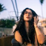Parineeta Borthakur Instagram - Jab chali thandi hawa 🍃 . 📸 @abyjitphoto . . #parineetaborthakur #breeze #candid #candidphotography #candidphoto #indianactress #beigeaesthetic #veganlifestyle #sunsetphotography #weekend