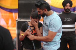 Parmish Verma Instagram - fans meet their favourite Artist but I meet my God. If it wasn’t for you all I wouldn’t be where I am. 
6 years of Patience for her and a Lifetime Worth of Memories for Me. 
Love You All ❤️

Remember a True Admirer is worth more than a Ton of Haters.
