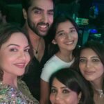 Parull Chaudhry Instagram - Fabulous party and fabulous hosts @nehaadhvikmahajan ❤️ @adhvik_official ❤️ #aboutlastnight #ootd It was so lovely meeting everyone @officialaditisharma @aalishapanwar157 @sameernthakur @munishakhatwani @nishantsinghm_official @nyra_banerjee @rohitkverma @debattama_sah @charulmalik @officialkanikamann And I am glad @aishwarya_khare ❤️ stayed back 😘 #parullchaudhry #actor #influencer #contentcreator #parullians #explore #bhagyalakshmi #jofithaiwohhithai #traveller #vlogger #chaudhryonthego #fashion #fitness #beauty #lifestyle #fashionblogger #beautyblogger #yogini #fitnessmotivation #travel #saasbahuaurbetiyaan #parullkipaltan Club Illusions