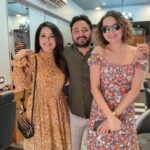 Parull Chaudhry Instagram – New year calls for a new look…and we decided to go with the best @sameersalmanitheartist
@sameersalmani Where hair is styled not with the trend but keeping in mind your personality ❤️

Good hair colour equals happiness 😊

Thank you Sameer Salmani for pampering us and just being the best always . 
We love your passion ❤️ 

🤳- @k3ithvision 

#charulmalik #parulchaudhary #haironpoint #trending #makeover #trendingreels #sameersalmanitheartist