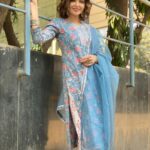 Parull Chaudhry Instagram - Sabko batana zaruri hai kya ? Beautiful outfit @thakurbaiofficial 💕 Styling @rimadidthat 💕 PR @socialsbyshi 💕 Hair @maimunasayyed786 💕 Jewellery & 📸 @shaikhaasifa626 💕 #parullchaudhry #actor #influencer #contentcreator #parullians #explore #bhagyalakshmi #jofithaiwohhithai #traveller #vlogger #chaudhryonthego #fashion #fitness #beauty #lifestyle #fashionblogger #beautyblogger #yogini #fitnessmotivation #travel #saasbahuaurbetiyaan #reels #reelsinstagram #reelsvideo #reelsvideo #reelsindia #reelslovers #reelstrending #reelsexplore