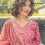 Parull Chaudhry Instagram – They say…

Hansi toh phansi 😜

Gorgeous outfit @tara_c_tara 💕

Makeup by me 

Hair @maimunasayyed786 

Jewellery & 📸 @shaikhaasifa626 

PR @maverick.communication01 

#parullchaudhry #actor #influencer #contentcreator #parullians #explore #bhagyalakshmi #jofithaiwohhithai #traveller #vlogger #chaudhryonthego #fashion #fitness #beauty #lifestyle #fashionblogger #beautyblogger #yogini #fitnessmotivation #travel #saasbahuaurbetiyaan Mumbai – मुंबई