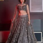 Parull Chaudhry Instagram - Sometimes an outfit does it all. What say? Gorgeous outfit @paaneri_dadar Jewellery @ashok_satra_bridal_jewellery Makeup @makeover_rituu Assisted by @motivaraminakshi Hair @arpana_baria PR @veertid_99 📸 @lokesh_learns Location @ac0studios #parullchaudhry #actor #influencer #contentcreator #parullians #explore #bhagyalakshmi #jofithaiwohhithai #traveller #vlogger #chaudhryonthego #fashion #fitness #beauty #lifestyle #fashionblogger #beautyblogger #yogini #fitnessmotivation #travel #saasbahuaurbetiyaan #lehenga #lehengacholi #weddinglehenga Mumbai - मुंबई