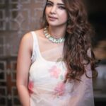Pooja Banerjee Instagram – Be Your Kind of beautiful!!! #AboutLastWeek #PoojaBanerjii #NewMomma #MammaofSana HMU – @vglow_makeupandhair
Jwellery by- @sonisapphire
Shot by- @alessandraramosstudio