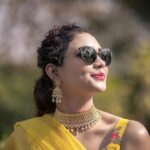 Pooja Banerjee Instagram – Hey 2023… Suprise Me.. Bless Me…  be Colourful…. HMU – @vglow_makeupandhair 

Jwellery by- @sonisapphire 

Shot by- @alessandraramosstudio 

Outfit by @labelkanupriya 

#PoojaBanerjii #2023 #BlessedMe