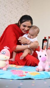Pooja Banerjee Instagram - Main humesha Sana ke liye best chahti hu and I want her to grow strong and healthy. 

Isliye I choose India's No 1 ayurvedic massage oil - Dabur Lal Tel jo clinically proven hai for faster physical growth. 

Ab aap bhi meri tarah apne bachhe ko dijiye #growthwalimassage Dabur Lal Tel se din mein 2 baar har  roz.

Product Link - https://dl.flipkart.com/s/iBzbnaNNNN

#ad #daburlaltel #babymassageoil #India'sno1 #clinicallyproven #ayurvedic #safe #glowingskin # #babyoil #PoojaBanerjii #SanaSSejwaal #MammaofSana