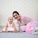 Pooja Banerjee Instagram - My baby @sanassejwaal Annaprashan.. a Bengali ceremony where Mama (uncle) serves the first solid food to the baby. @sanassejwaal was extremely excited for her first meal ❤️🧿 #HappyBaby #HappyMom #NewMom #MomLife #Annaprashan #mukhebhaat #MammaOfSana #SanaSSejwaal #PoojaBanerjii Bhubaneswar, India