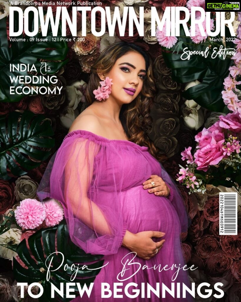 Pooja Banerjee Instagram - Thank you so much ❤️🧿🤰🙏. Fresh rays of hope, heaps of excitement and immense love and gratitude for life - that's what new beginnings are made up of. The ever-so-lovely @poojabanerjeee graces the cover of our magazine as she gears up to welcome a beautiful new chapter in her life that's filled with unconditional love and light. Magazine: Downtown Mirror @downtownmirrorindia Edition: Special Edition March, 2022 On the cover: @poojabanerjeee Managing Editor: @inndresh_official Editor: @supriya_garg_editor Associate Editor: @aanimesh.sood Cover designed by: @rahulkohli.official Produced by: @brandcorpsmedianetwork Photographer: @saarinb Stylist: @krishi1606 Makeup and Hair: @monashairandbeauty Outfit: @elaan_rahul × @triptigoy Studio: @byou.in Team: @greenlight__media #poojabanerjee #downtownmirror #downtownmirrormagazine #brandcorpsmedianetwork #Preggo #PregnancyFashion #PreggoLife #ReadyToPop #MommyToBe