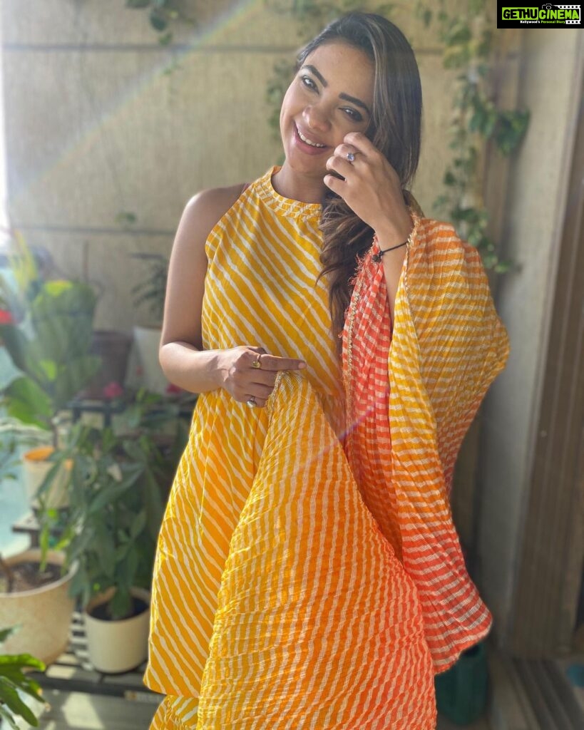 Pooja Banerjee Instagram - Just a Happy Bright Sunny day… outfit by @varanga_official styled by @styling.your.soul