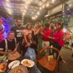 Pooja Banerjee Instagram - Such a lovely place and such crazyyy vibes @vicetapasbar love you guys ❤️ Can’t get over the yummy food 🥘 Vice - Global Tapas Bar