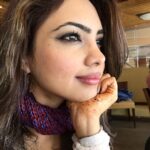 Pooja Banerjee Instagram - Looking forward for the new journey that’ll begin pretty soon… #Preggo #MommyToBe this is my #throwback picture from our Honeymoon when I was looking forward to spend my forever with husband @sandeepsejwal #butterfliesinthestomachfeeling Arosa, Switzerland