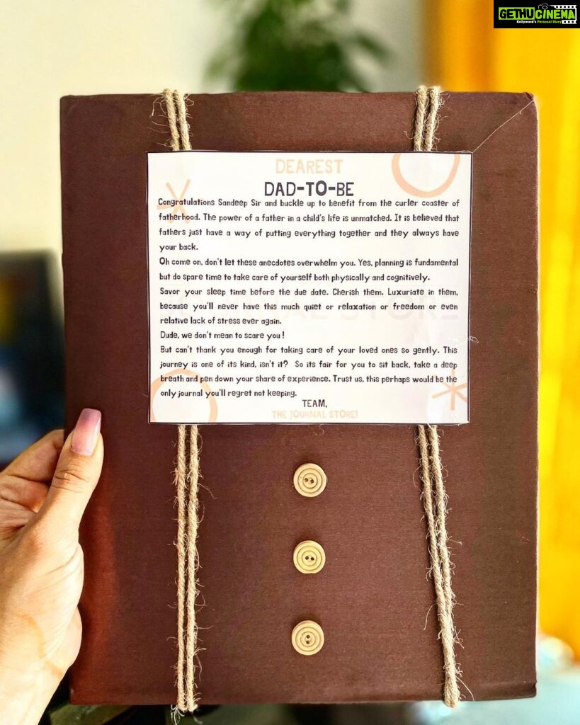 Pooja Banerjee Instagram - Thank you @the_journalstore for giving Papa-To-Be and Mamma-To-Be , these hand made journals… we hope to pen down our journey in these beautiful journals ❤️🧿🙏
