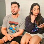 Pooja Banerjee Instagram - Dont forget to watch us on @sonytvofficial @poojabanerjeee kya delivery hai ...wah wah wah #reels Video credits @shilpasanghv
