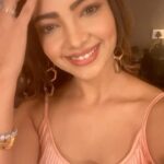 Pooja Banerjee Instagram - My Preggo Life in a reel ;) #PoojaBanerjee #Preggo #PreggoLife #BabyPoo