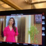 Pooja Banerjee Instagram - Ab ye haqiqat hai ya sapna… agar Sapna hai to phir kiska hai??? #Mahir ka? #Angad ka? Ya Pihu ka??? #badeacchelagtehain2 @muktadhond @shreya_nehal #PihuKapoor #PoojaBanerjii