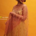 Pooja Banerjee Instagram - #CrimsonLoveAffair #PoojaBanerjee #BlueMermaid #Preggo #PreggoLife #MommyToBe #Bts #Tiki @tikiappofficial