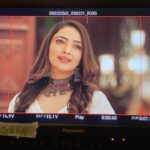 Pooja Banerjee Instagram - #BTS #badeacchelagtehain2 #PoojaBanerjii #PihuKapoor @sonytvofficial @muktadhond @shreya_nehal @rimzhimsain