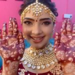 Pooja Banerjee Instagram – Since the wedding season is here…  #WeddingSeason #Mehendi #PoojaBanerjee #RheaMehra #kumkumbhagya #zeetv  #PreggoLife #Preggo #MomToBe