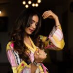 Pooja Banerjee Instagram - #ShineBright like a Diamond. Styled by @thedotdiary @thedottstyle Outfit by @theboozybutton Makeup & Hair by @jhanvimehta_mua_ Clicked by @captis.studios.fashion. #PoojaBanerjee #BlueMermaid #preggo #preggolife #preggostyle